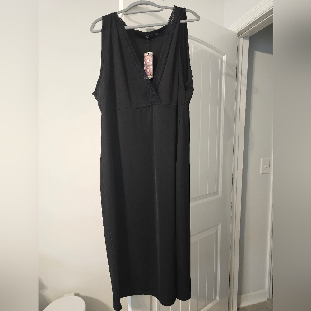 Elegant Black Maxi Dress